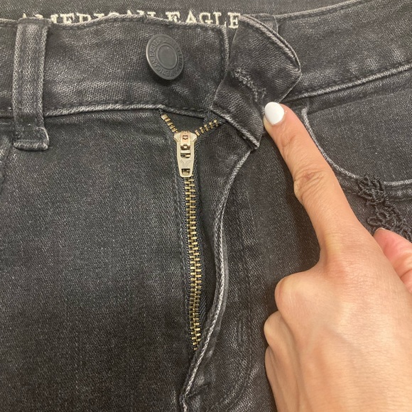 American Eagle Black Lace Floral Super Stretch Hi-Rise Shortie - Picture 4 of 7